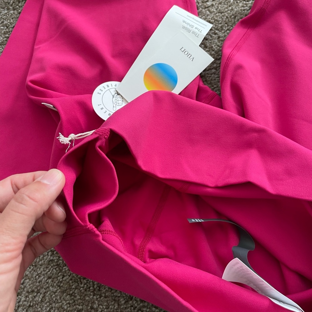 NWT Vuori - All The Feels Legging - Picture 5 of 5